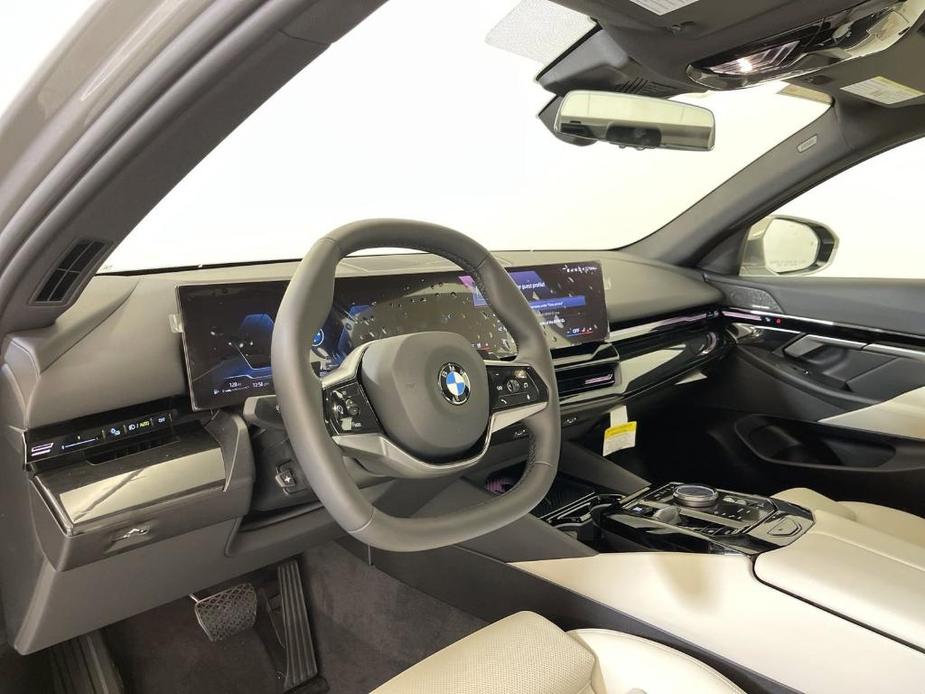 new 2025 BMW 530 car, priced at $62,925