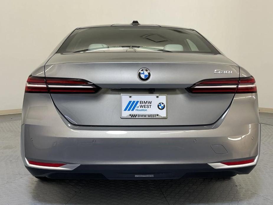 new 2025 BMW 530 car, priced at $62,925