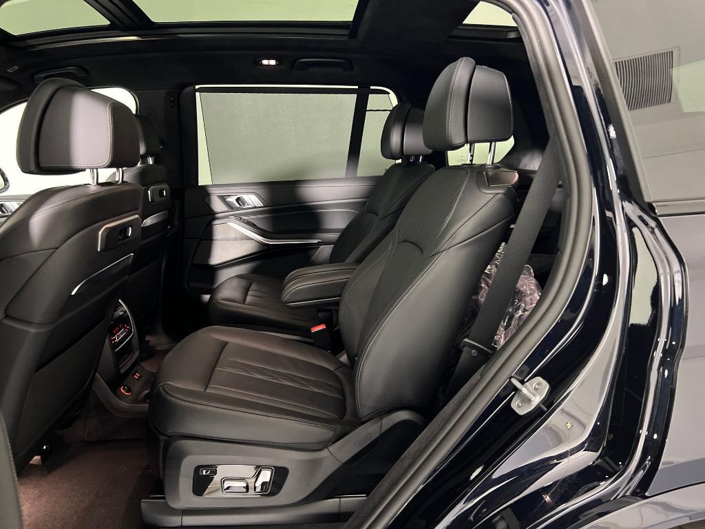 new 2026 BMW X7 car, priced at $123,485