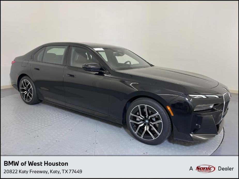 new 2024 BMW 760 car, priced at $125,905