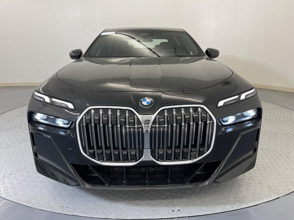 new 2024 BMW 760 car, priced at $125,905