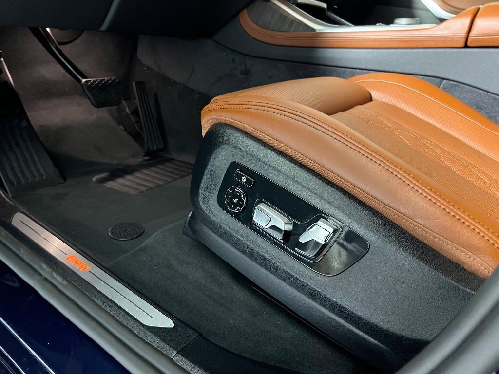 new 2026 BMW X7 car, priced at $101,725