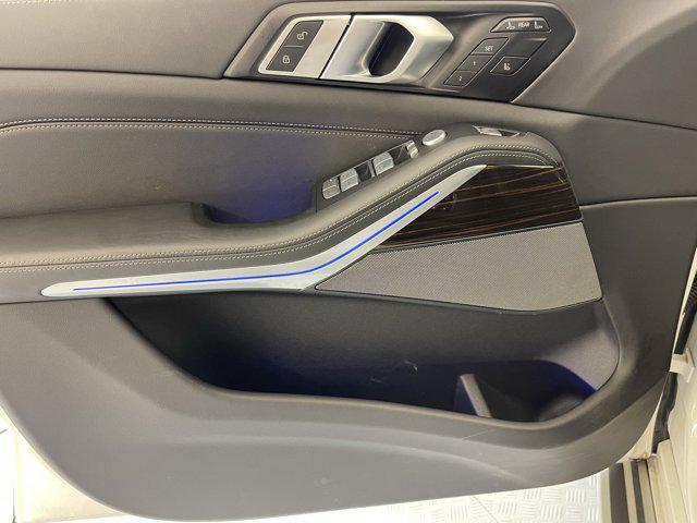 used 2025 BMW X7 car, priced at $76,499