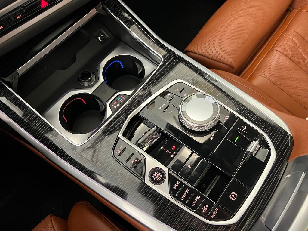 new 2026 BMW X7 car, priced at $126,455