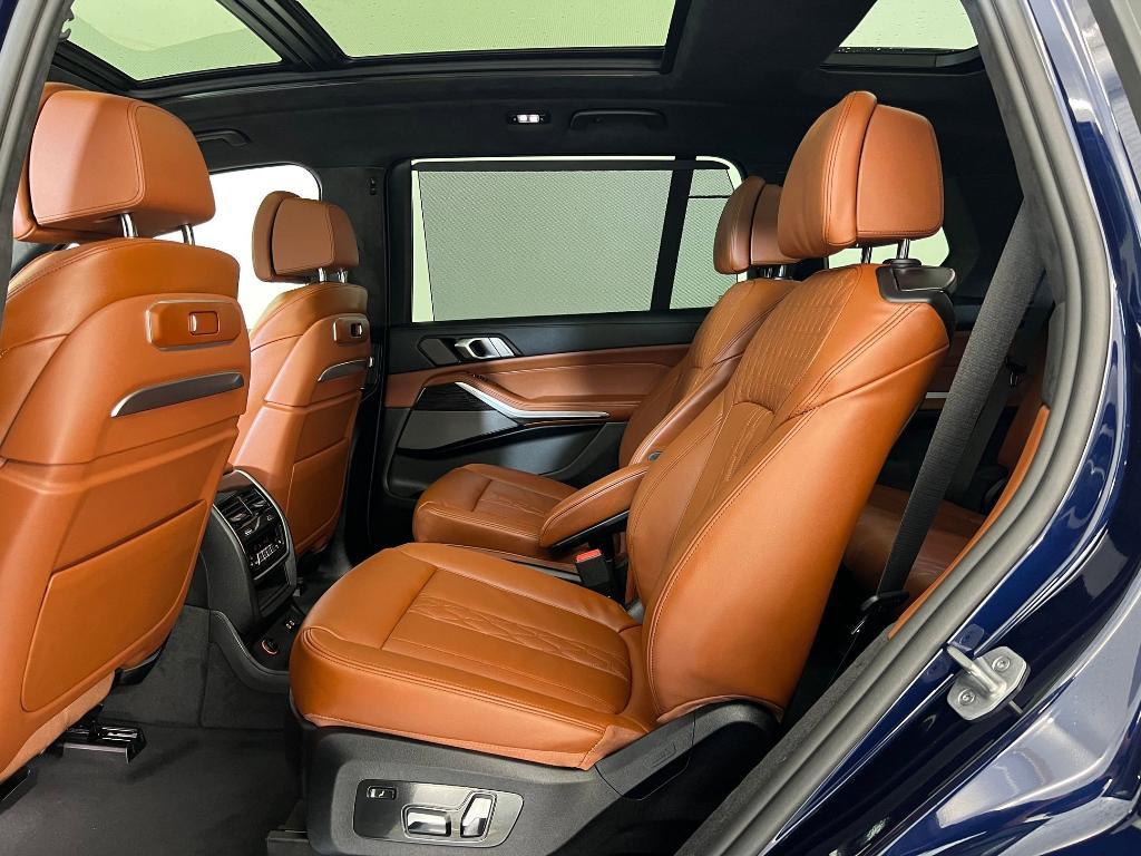 new 2026 BMW X7 car, priced at $126,455
