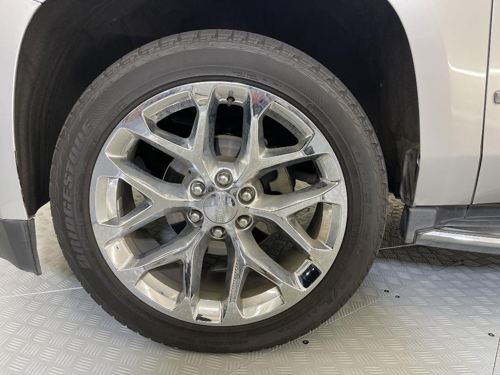 used 2019 GMC Yukon car, priced at $26,999