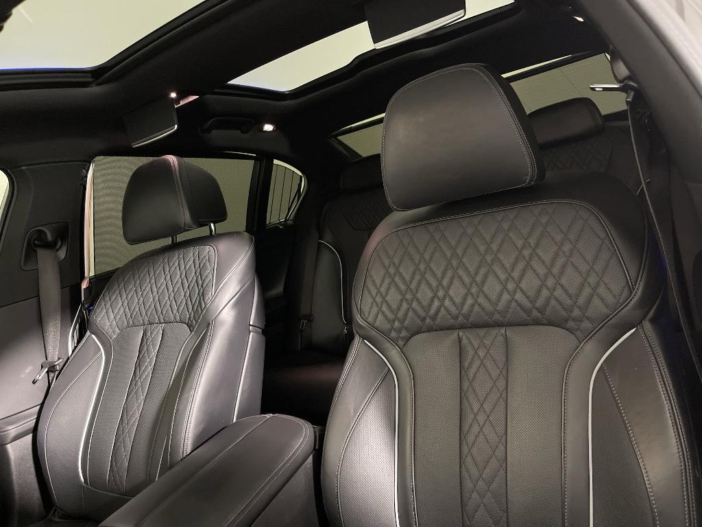used 2022 BMW ALPINA B7 car, priced at $75,997