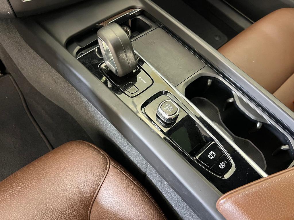 used 2022 Volvo XC60 car, priced at $29,999