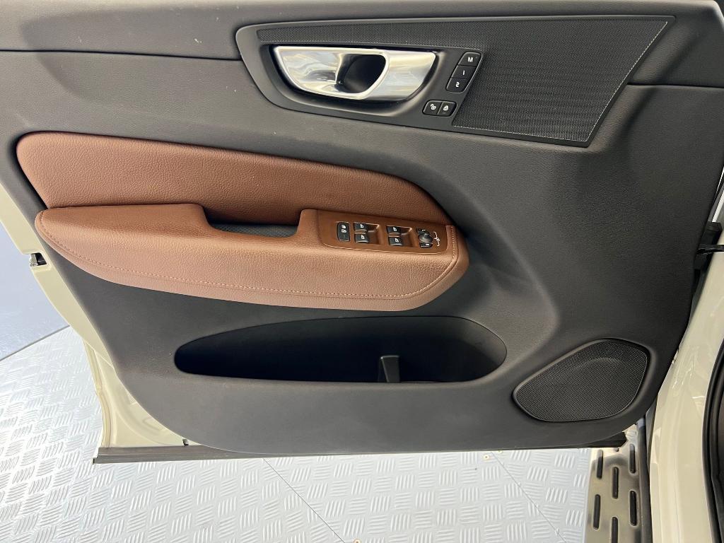 used 2022 Volvo XC60 car, priced at $29,999