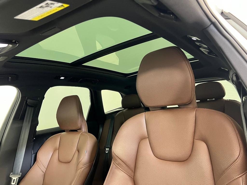 used 2022 Volvo XC60 car, priced at $29,999