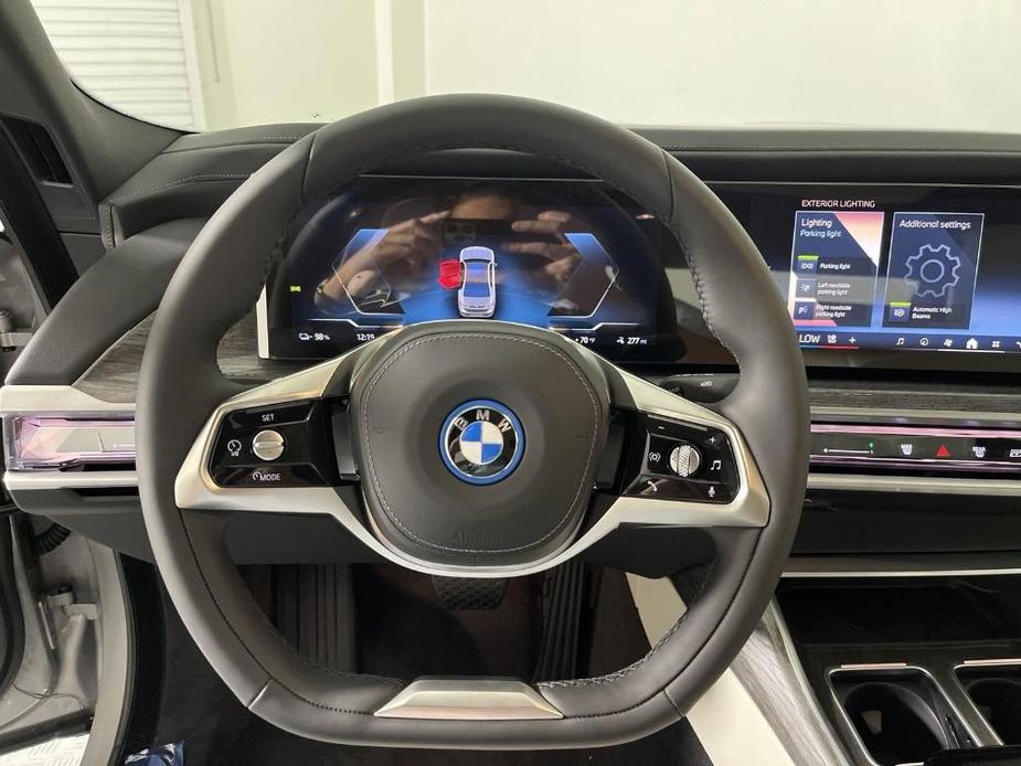 new 2025 BMW i7 car, priced at $110,025