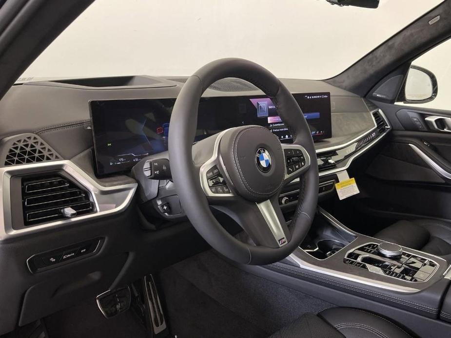 new 2025 BMW X7 car, priced at $96,825