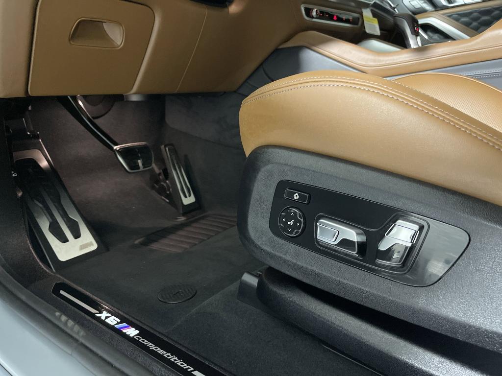 new 2025 BMW X6 M car, priced at $145,610