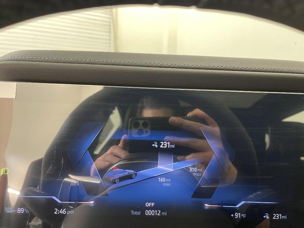 new 2025 BMW i7 car, priced at $134,975
