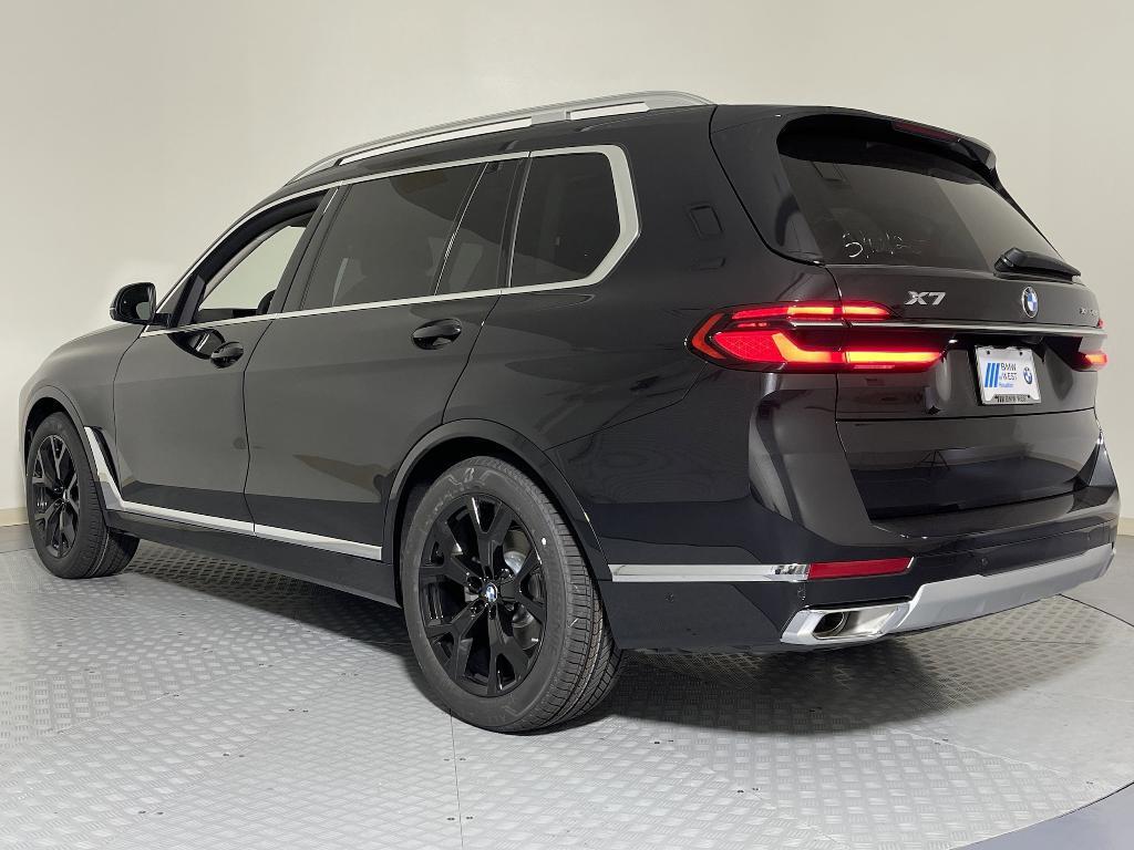new 2026 BMW X7 car, priced at $91,925