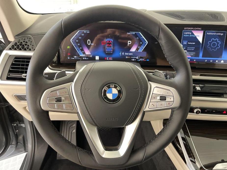 new 2025 BMW X7 car, priced at $97,340