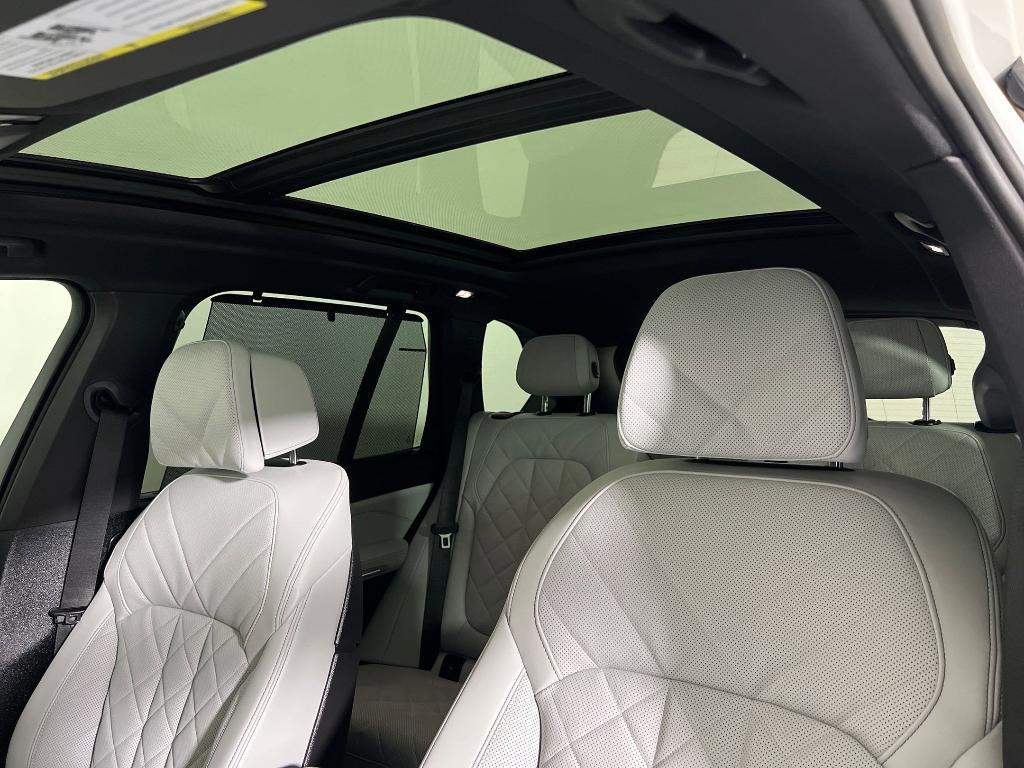 new 2026 BMW X5 car, priced at $101,725