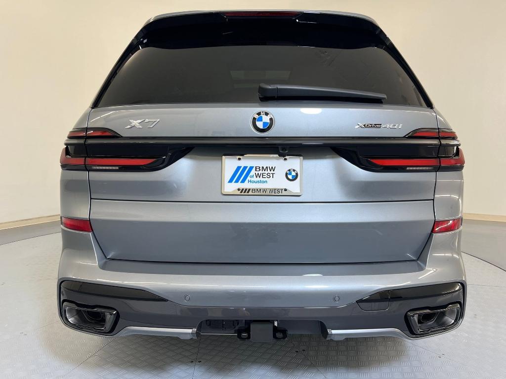 new 2026 BMW X7 car, priced at $103,580