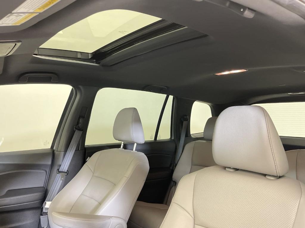 used 2022 Honda Passport car, priced at $29,999