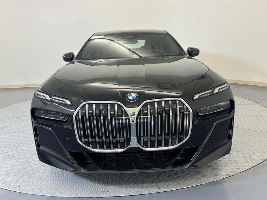 new 2024 BMW 760 car, priced at $125,345