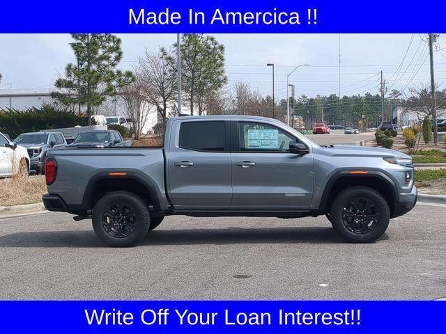 new 2025 GMC Canyon car, priced at $39,595