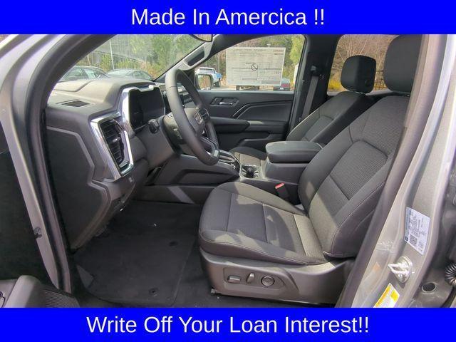 new 2025 GMC Canyon car, priced at $39,595