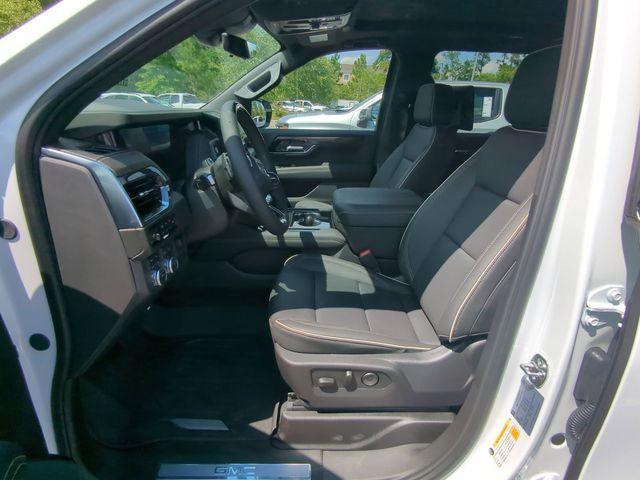new 2025 GMC Yukon XL car, priced at $86,748