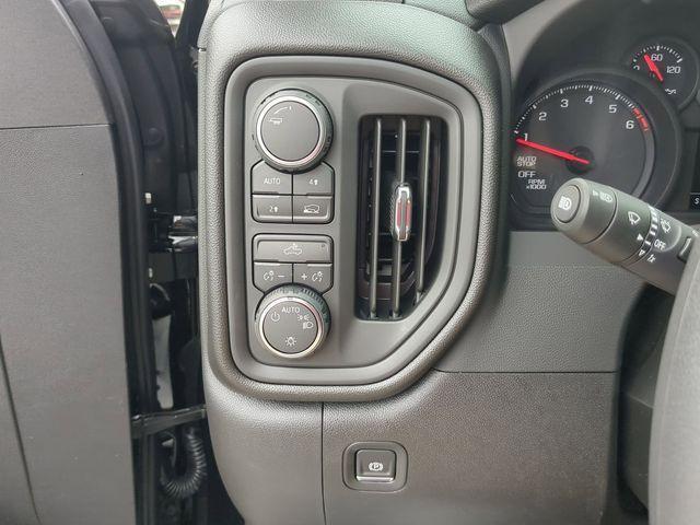 new 2025 Chevrolet Silverado 1500 car, priced at $40,927