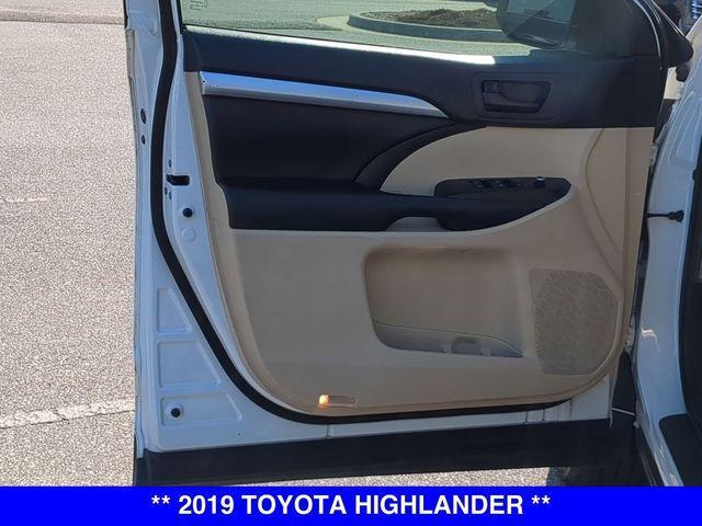 used 2019 Toyota Highlander car, priced at $19,926