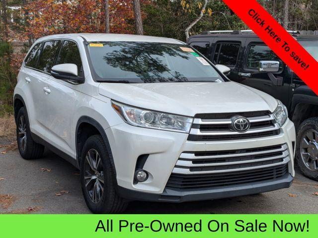 used 2019 Toyota Highlander car, priced at $22,244