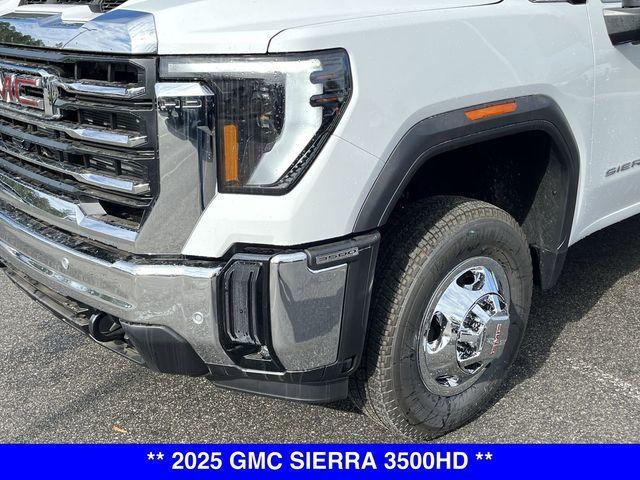 new 2025 GMC Sierra 3500 car, priced at $74,686