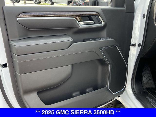 new 2025 GMC Sierra 3500 car, priced at $74,686