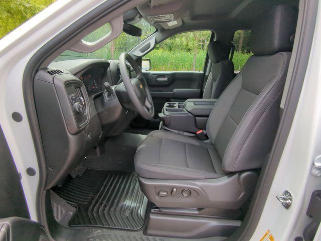 new 2025 Chevrolet Silverado 1500 car, priced at $37,915