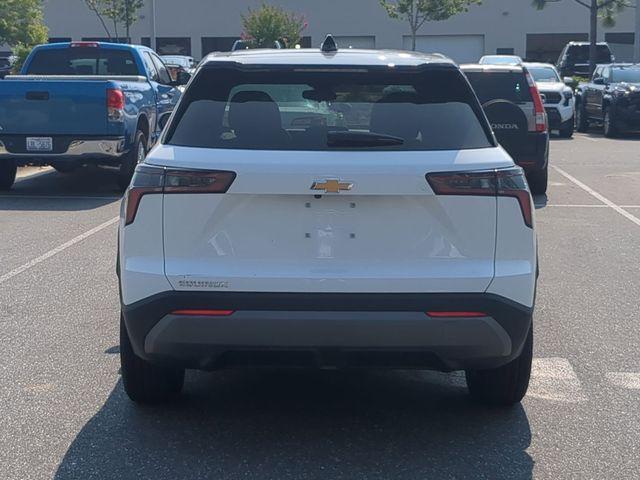 new 2026 Chevrolet Equinox car, priced at $32,540