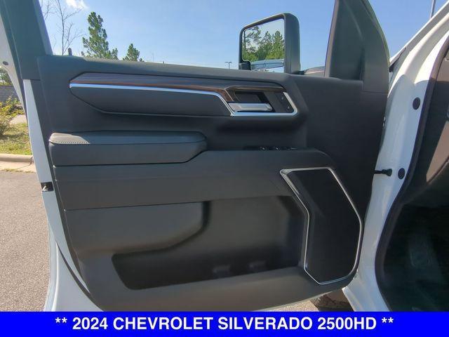 new 2024 Chevrolet Silverado 2500 car, priced at $66,424