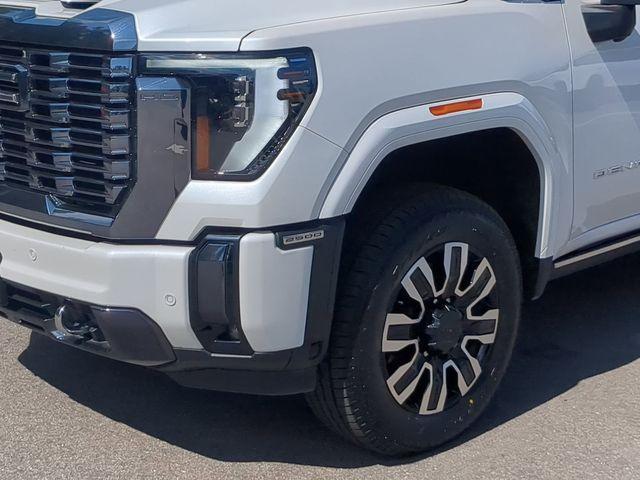 used 2024 GMC Sierra 2500 car, priced at $75,590