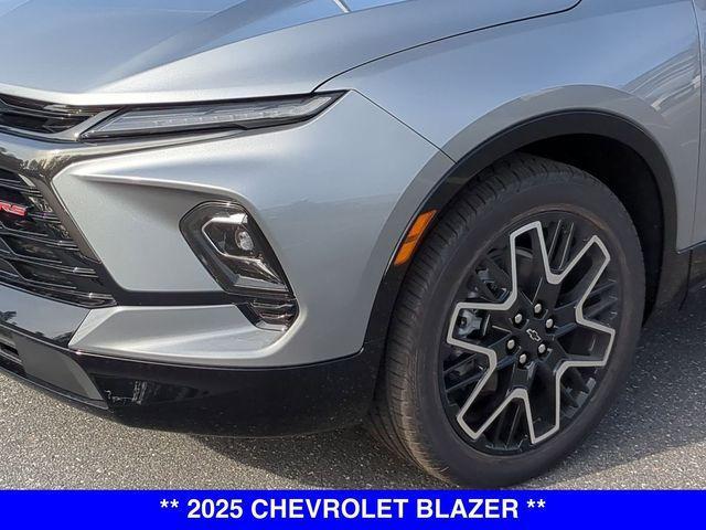 new 2025 Chevrolet Blazer car, priced at $48,978