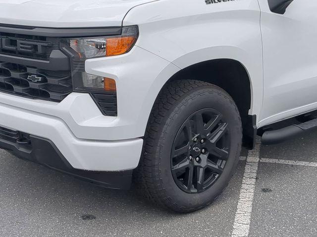 new 2025 Chevrolet Silverado 1500 car, priced at $42,640