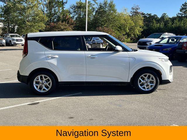 used 2022 Kia Soul car, priced at $16,488