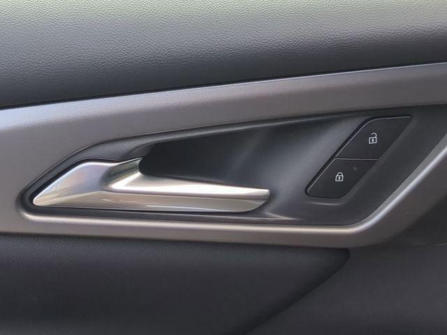 new 2026 Chevrolet Traverse car, priced at $45,302