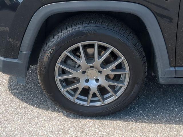used 2022 Jeep Compass car, priced at $18,061