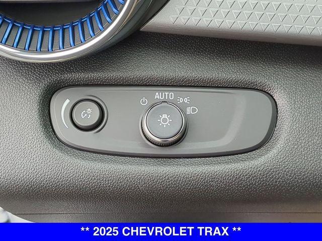 new 2025 Chevrolet Trax car, priced at $22,415