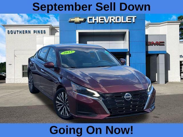 used 2023 Nissan Altima car, priced at $20,005
