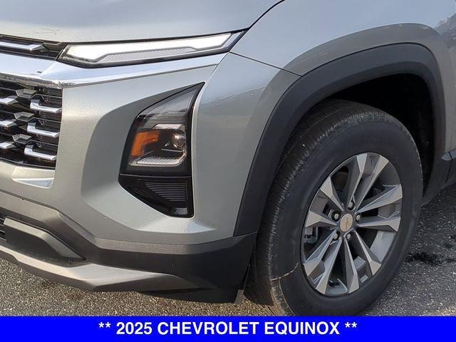 new 2025 Chevrolet Equinox car, priced at $29,495