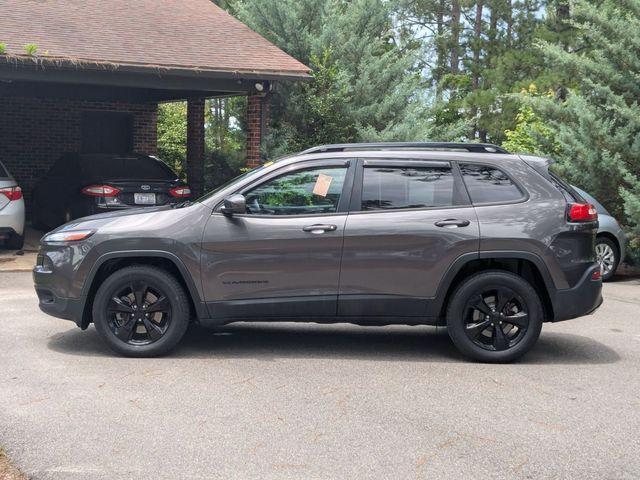 used 2018 Jeep Cherokee car, priced at $15,113