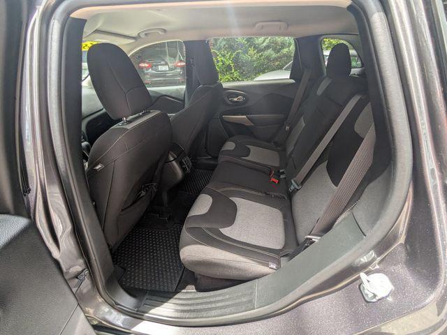 used 2018 Jeep Cherokee car, priced at $15,590