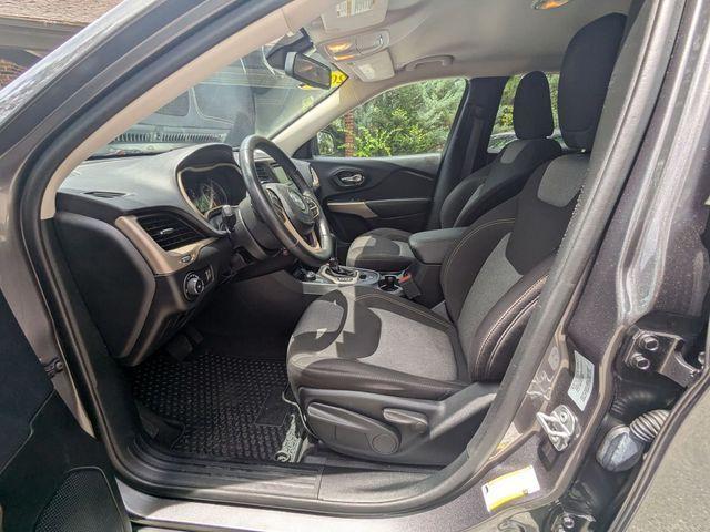used 2018 Jeep Cherokee car, priced at $15,113