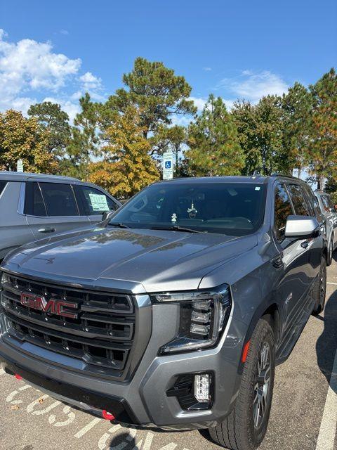 used 2022 GMC Yukon car, priced at $60,111