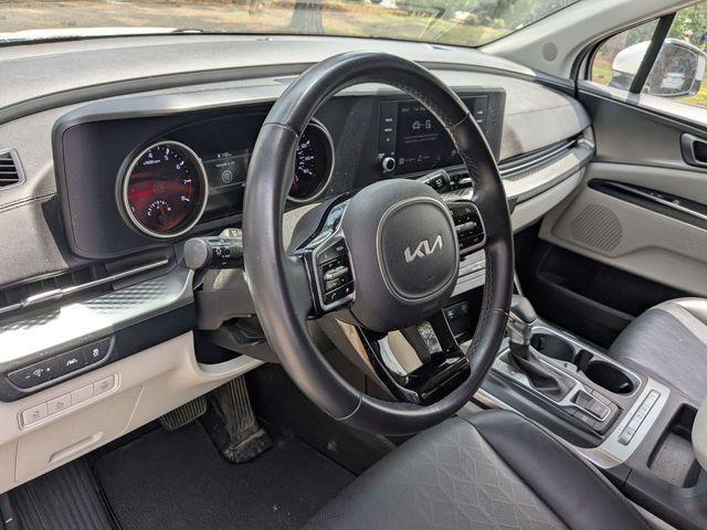 used 2022 Kia Carnival car, priced at $28,107