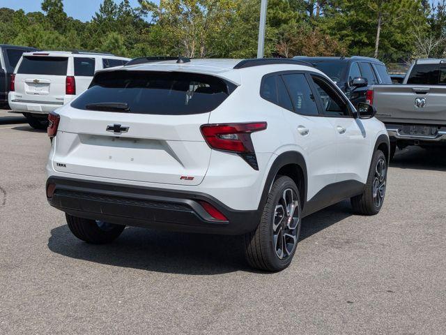 new 2025 Chevrolet Trax car, priced at $26,001